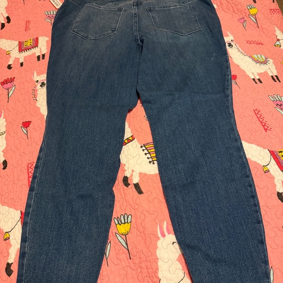 NWT Old Navy High-Waisted Wow Super-Skinny Jeans 20 Regular, Dark Wash - Picture 6 of 7